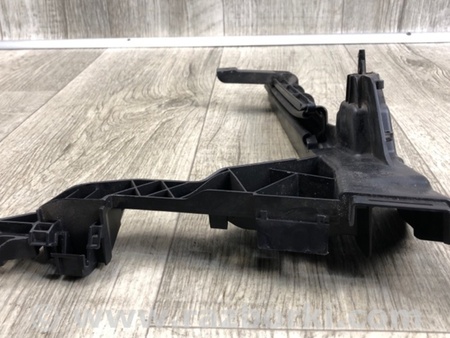 ФОТО Направляюча скла дверей для Jeep Cherokee KL (2013-2023) Київ