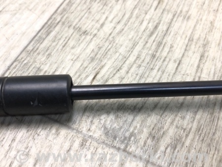 ФОТО Амортизатор капоту для Jeep Cherokee KL (2013-2023) Київ