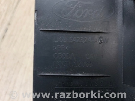 ФОТО Обшивка кришки багажника для Ford Escape 4 (01.2018-...) Київ