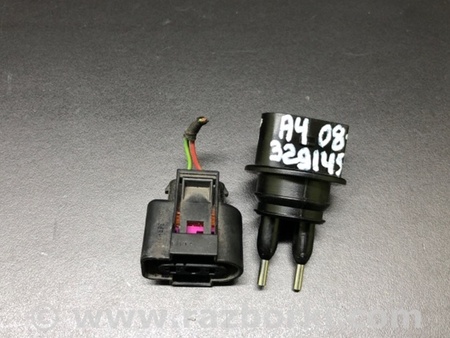 ФОТО Датчик рівня бачка омивача для Audi (Ауди) A4 IV B8 8K (07-15) Київ