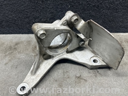 ФОТО Кронштейн проміжного валу для Nissan Altima (2019-) Київ