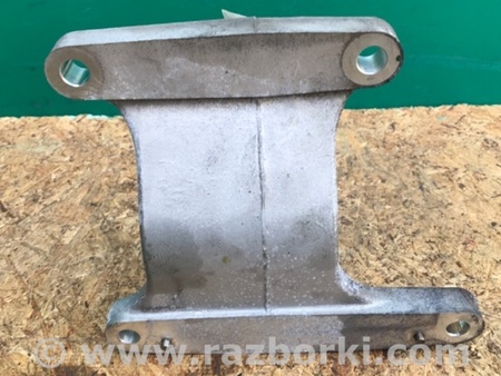 ФОТО Кронштейн проміжного валу для Nissan NV200 USA (2013-) Київ