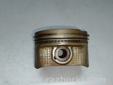 ФОТО Поршень для Toyota Matrix Київ