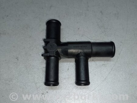 ФОТО Фланець системи охолодження для Toyota Camry 50 XV55 (14-18)  Київ