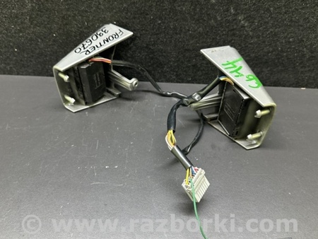 ФОТО Кнопки руля для Nissan Frontier D40 (04-21) Київ