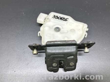 ФОТО Замок кришки багажника для Toyota Yaris (15-20) Київ