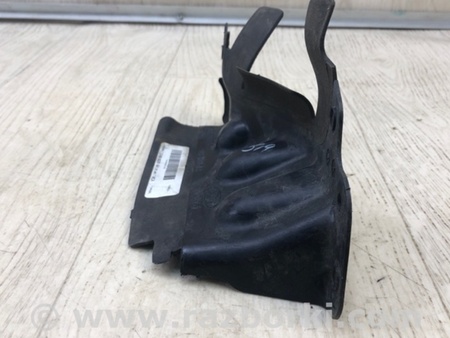 ФОТО дефлектор радіатора для Ford Escape 3 (01.2012-12.2018) Київ