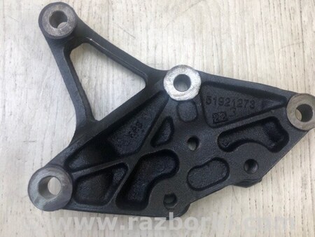 ФОТО Кронштейн крепления КПП для Fiat 500L (2014-2017) Київ