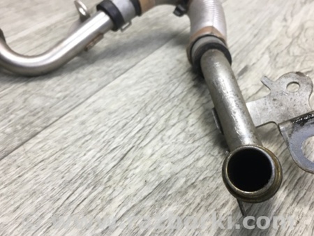 ФОТО Трубка зливу олії з турбіни для Nissan Juke (10-19) Київ