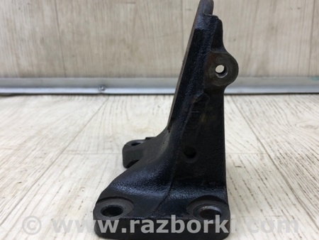 ФОТО Кронштейн двигуна для Toyota Land Cruiser Prado J120 (02-09) Київ