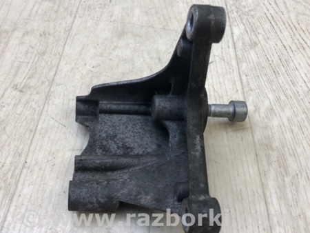 ФОТО Кронштейн обвідного ролика для Mercedes-Benz S-CLASS W221 (06-13) Київ