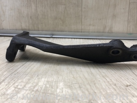 ФОТО Кронштейн крепления КПП для Toyota Supra Київ