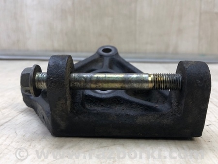 ФОТО Кронштейн Насоса гідропідсилювача керма для Toyota Supra Київ