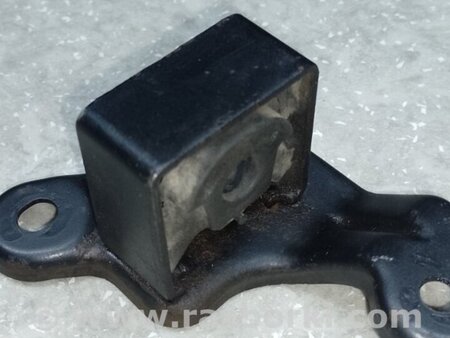 ФОТО Кріплення глушника для Nissan X-Trail T30 (01-08) Київ