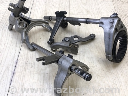 ФОТО Виделка МКПП для Toyota Auris E150 (06-12) Київ