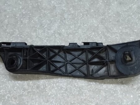 ФОТО Кронштейн переднього бампера (на крилі) для Toyota RAV-4 III CA30W/XA30 (05-16) Київ