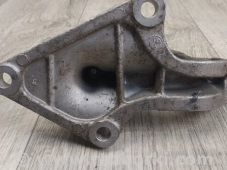 ФОТО Кронштейн проміжного валу для Ford Fusion USA 2 поколение (12-20) Київ