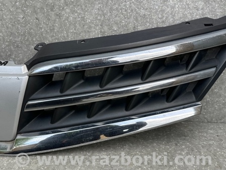ФОТО Решітка радіатора для Nissan Tiida/Versa C11 Київ
