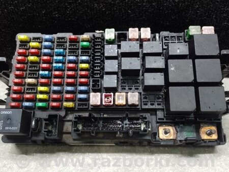 ФОТО Блок запобіжників моторний відсік для Hummer H3 Київ