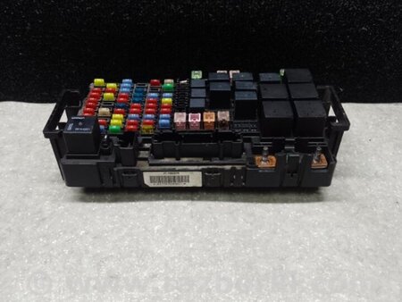 ФОТО Блок запобіжників моторний відсік для Hummer H3 Київ