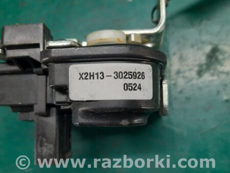 ФОТО Замок скла кришки багажника для Jeep Grand Cherokee (11-22) Київ