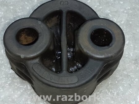 ФОТО Кріплення глушника для Hummer H3 Київ