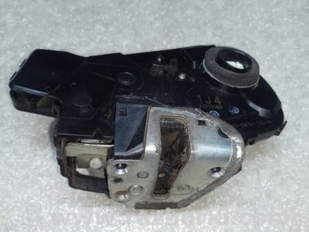 ФОТО Замок кришки багажника для Toyota RAV-4 III CA30W/XA30 (05-16) Київ