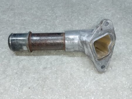 ФОТО Фланець системи охолодження для Hummer H3 Київ