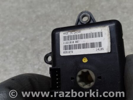 ФОТО Моторчик заслінки пічки для Hummer H3 Київ