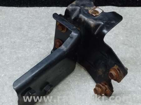 ФОТО Кронштейн підсилювача переднього бампера для Hummer H3 Київ