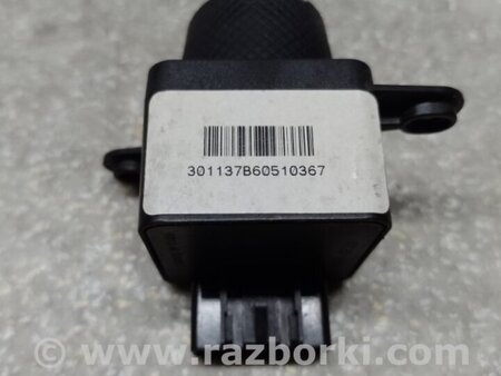 ФОТО Блок керування склоочисником для Hummer H3 Київ