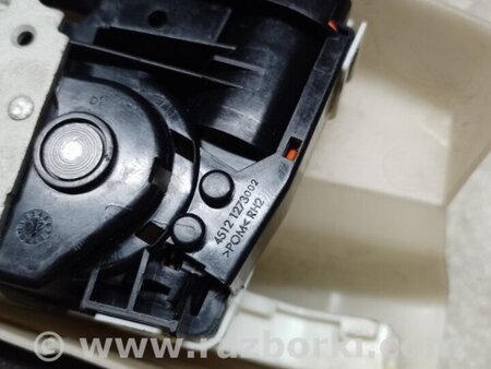 ФОТО Замок двері для Tesla Model Y Київ