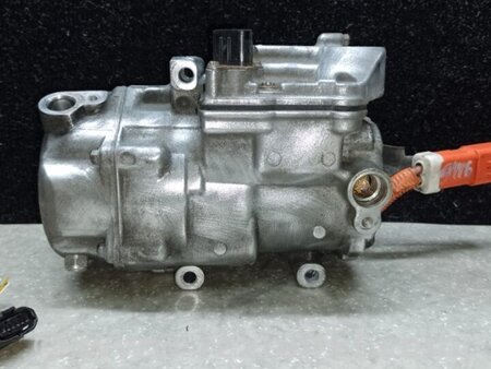 ФОТО Компресор кондиціонера для Lexus CT200 (11-17) Київ