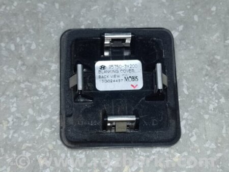 ФОТО Заглушка кузова для Hyundai Elantra V MD (10-16) Київ