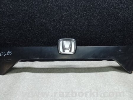 ФОТО Панель підсвічування номера для Honda Civic X cедан FC1/FC2/FC3/FC4 (15-22) Київ