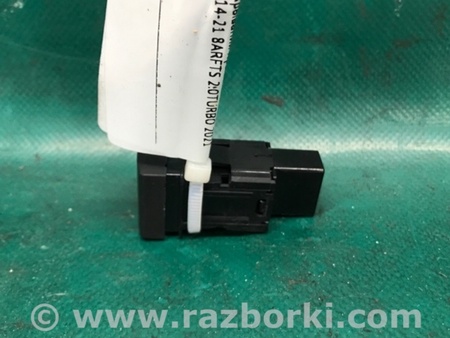 ФОТО Кнопка закрывания крышки багажника для Lexus NX (14-21) Київ