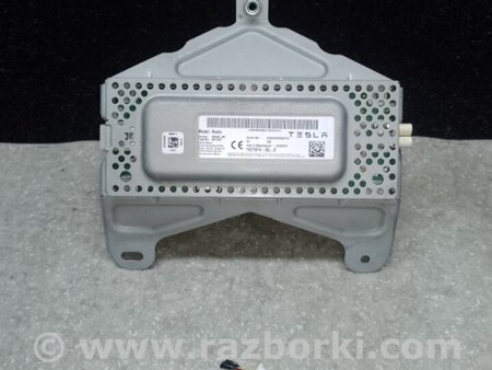 ФОТО Підсилювач антени для Tesla Model Y Київ