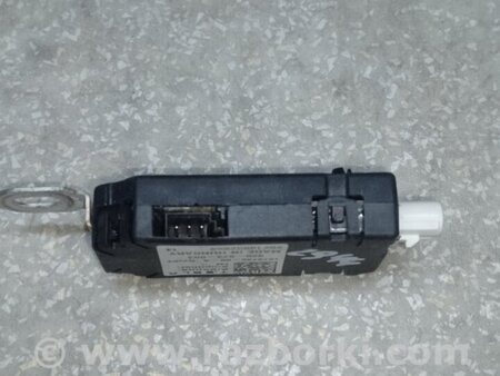 ФОТО Антена для Tesla Model Y Київ