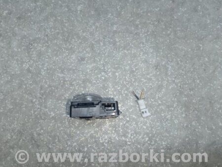 ФОТО Плафон підсвічування багажника для Tesla Model Y Київ