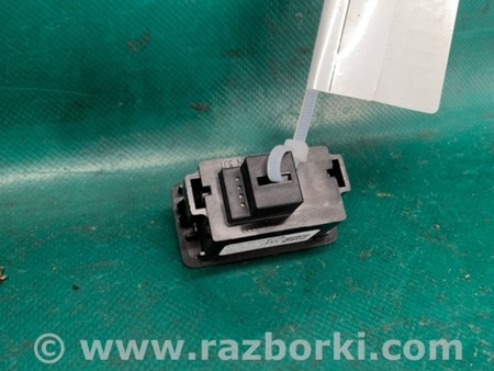 ФОТО Кнопка закрывания крышки багажника для Audi (Ауди) Q5 I 8R (08-17) Київ