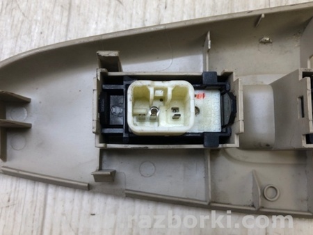 ФОТО Кнопка склопідіймача для Toyota Solara Київ