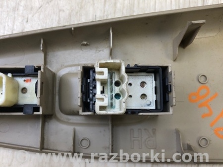 ФОТО Кнопка склопідіймача для Toyota Solara Київ