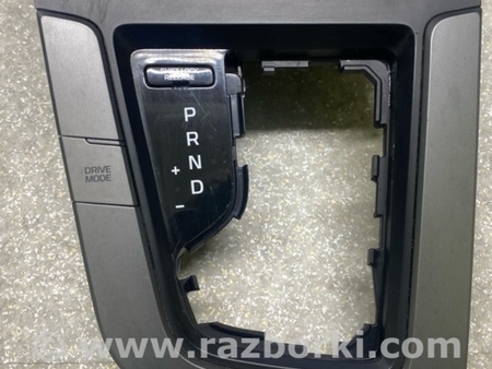 ФОТО Консоль центральна для Hyundai Elantra VI AD (15-20) Київ