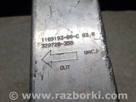 ФОТО Кронштейн підсилювача переднього бампера для Tesla Model Y Київ