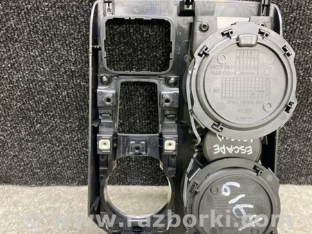 ФОТО Консоль центральна для Ford Escape 4 (01.2018-...) Київ