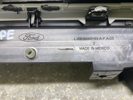 ФОТО Накладка торпеды для Ford Escape 4 (01.2018-...) Київ