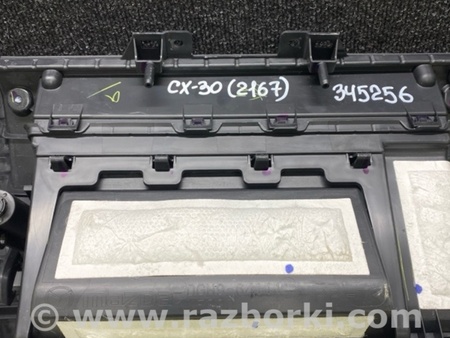 ФОТО Бардачок для Mazda CX-30 (2019-...) Київ