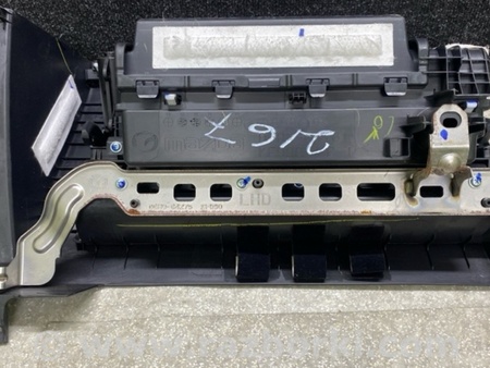 ФОТО Бардачок для Mazda CX-30 (2019-...) Київ