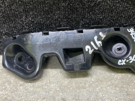 ФОТО Кронштейн заднього бампера для Mazda CX-30 (2019-...) Київ