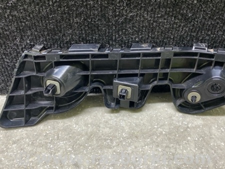 ФОТО Кронштейн заднього бампера для Mazda CX-30 (2019-...) Київ